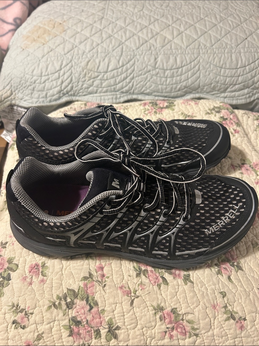 Merrell Women's Black and Gray Trail Running Shoes - Picture 2 of 5
